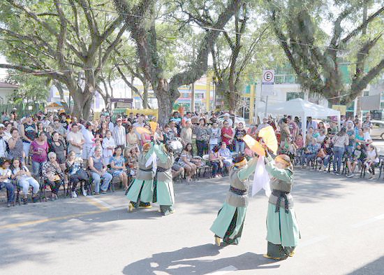 Pátio dos Trilhos de Jacareí recebe feira de variedades neste domingo