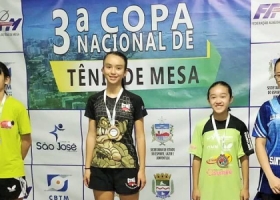 Jacareiense de 11 anos conquista 3 medalhas na Copa Nacional de Tênis