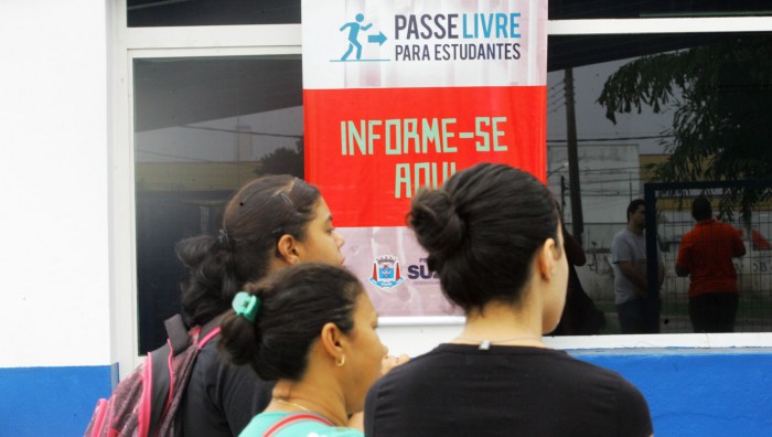 Recadastro e cadastro do Passe Livre Estudantil começou nesta quinta-feira (10/01) em Poá
