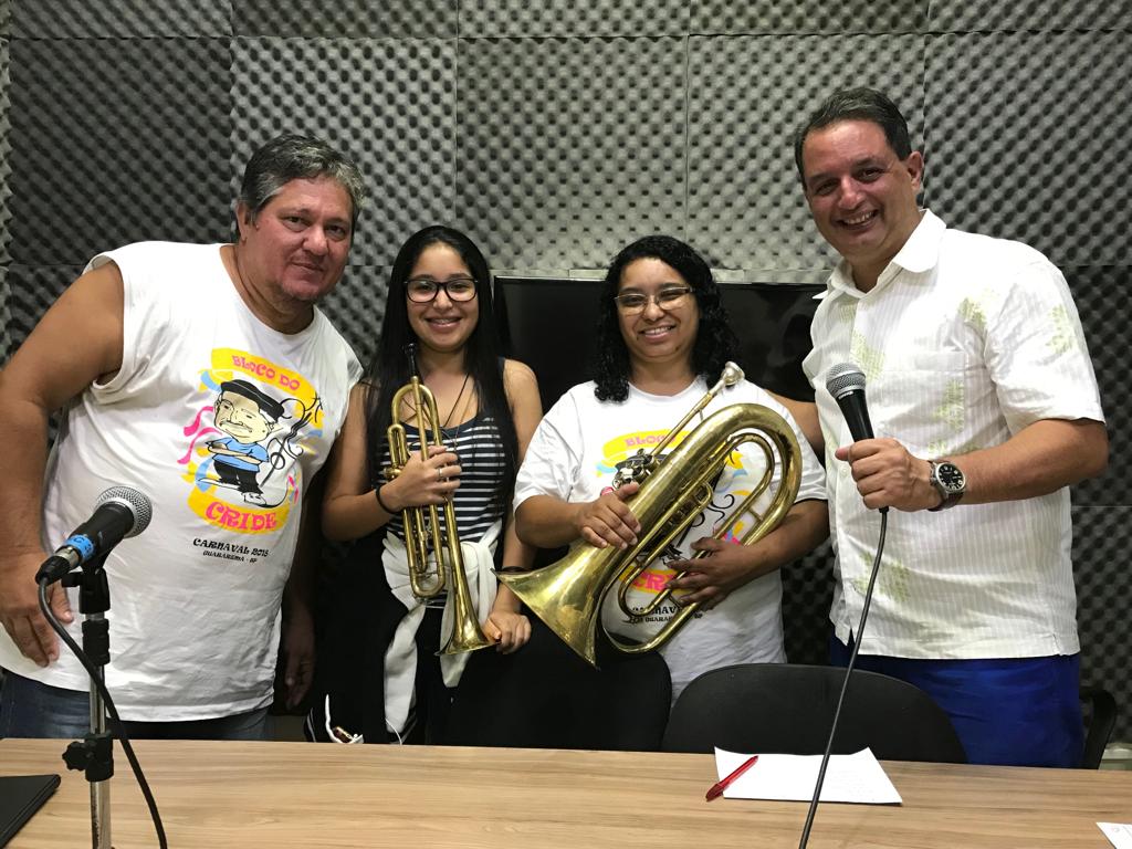 Programa Gran Reserva da Rádio Mega FM recebe o maestro Urubu e as musicistas Luísa e Michele