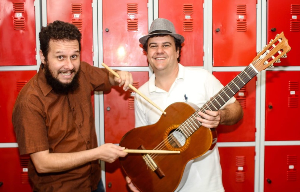'Molho Madeiras' agitou o carnaval de Luís Carlos, a dupla se apresentou do dia 01 de março até o dia 05