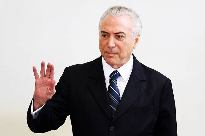Força-tarefa da Lava Jato prende ex-presidente Michel Temer e faz buscas por Moreira Franco