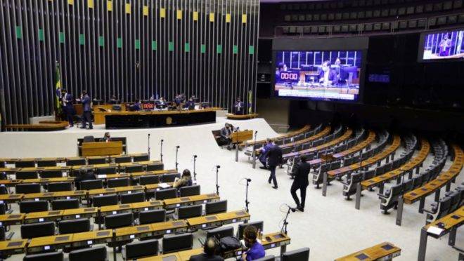 Congresso derruba veto de Bolsonaro que interferia na transparência de informações