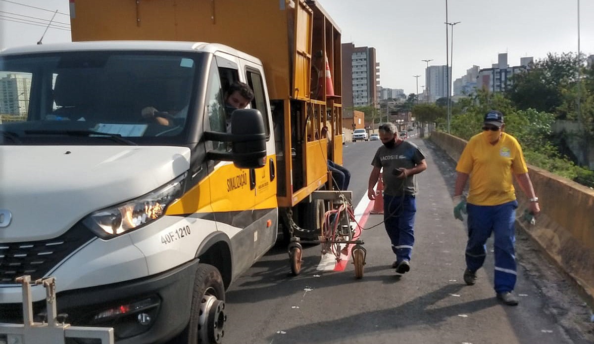 Prefeitura inicia pintura de nova ciclofaixa que liga Socorro a Cezar de Souza