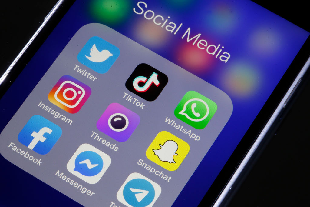 Governo indica projeto de lei que limita remoção de conteúdos em redes sociais