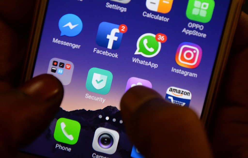 WhatsApp, Facebook e Instagram apresentam instabilidade nesta tarde