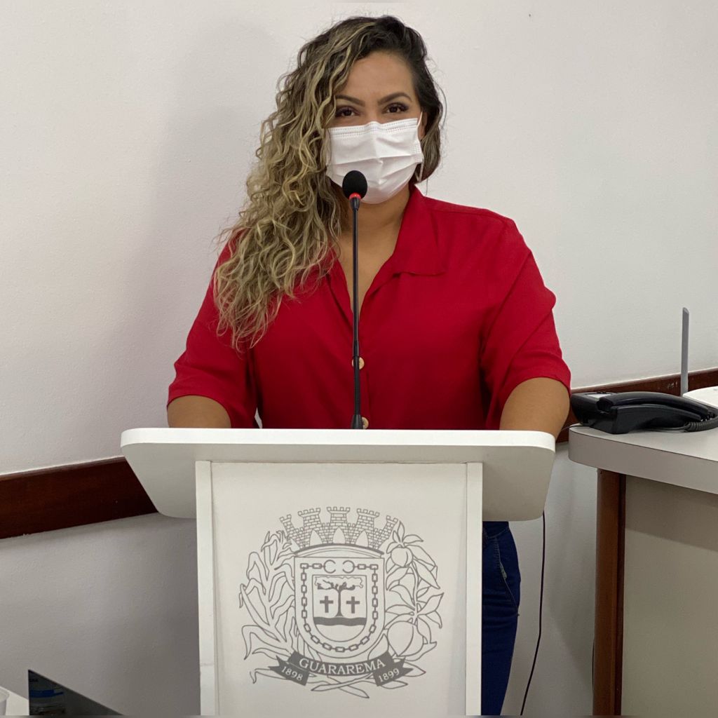 Vanessa Martins assume temporariamente a presidência da Câmara de Guararema