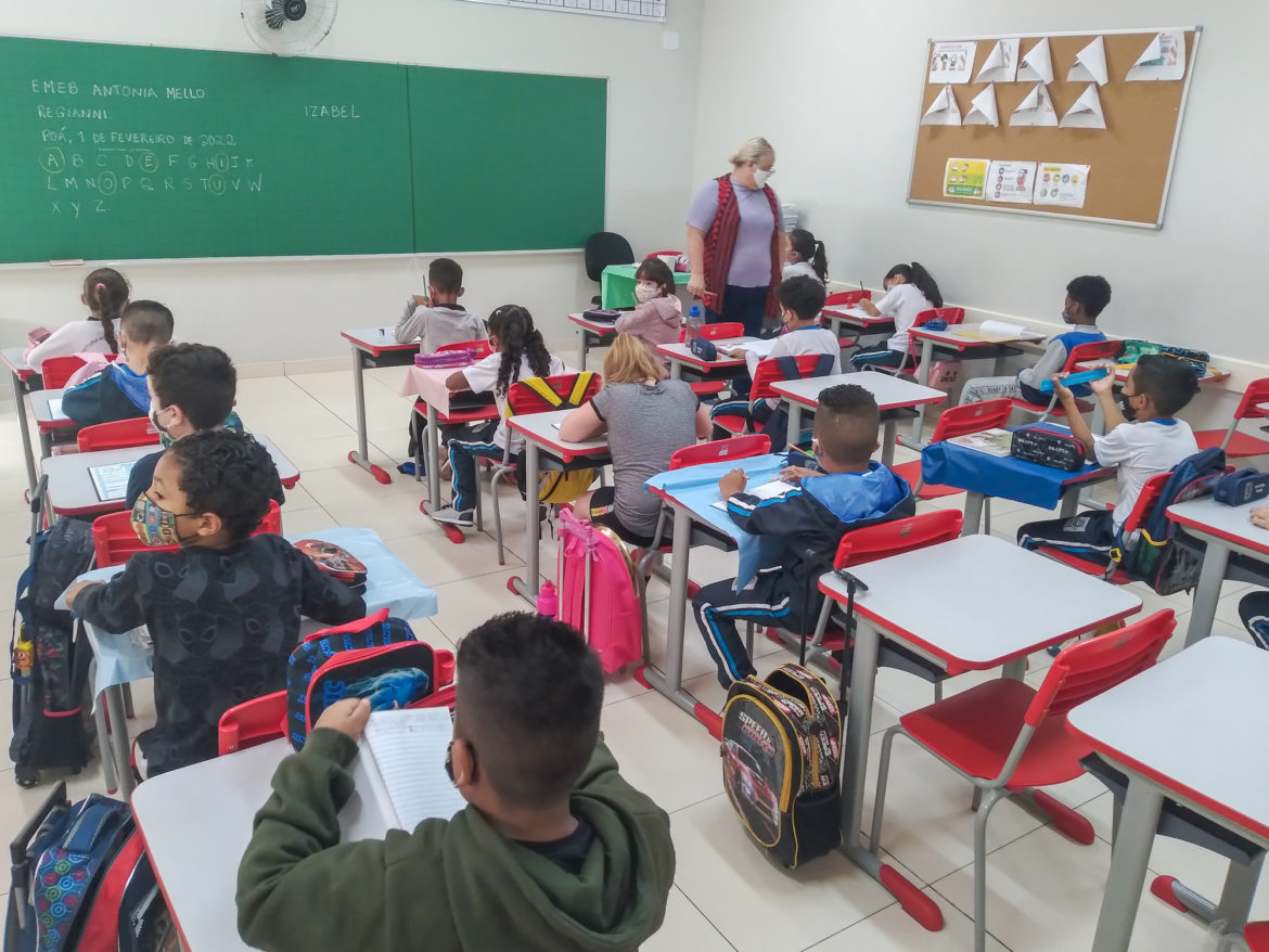 Escolas de Poá tem horário reduzido por falta de preparo de merenda