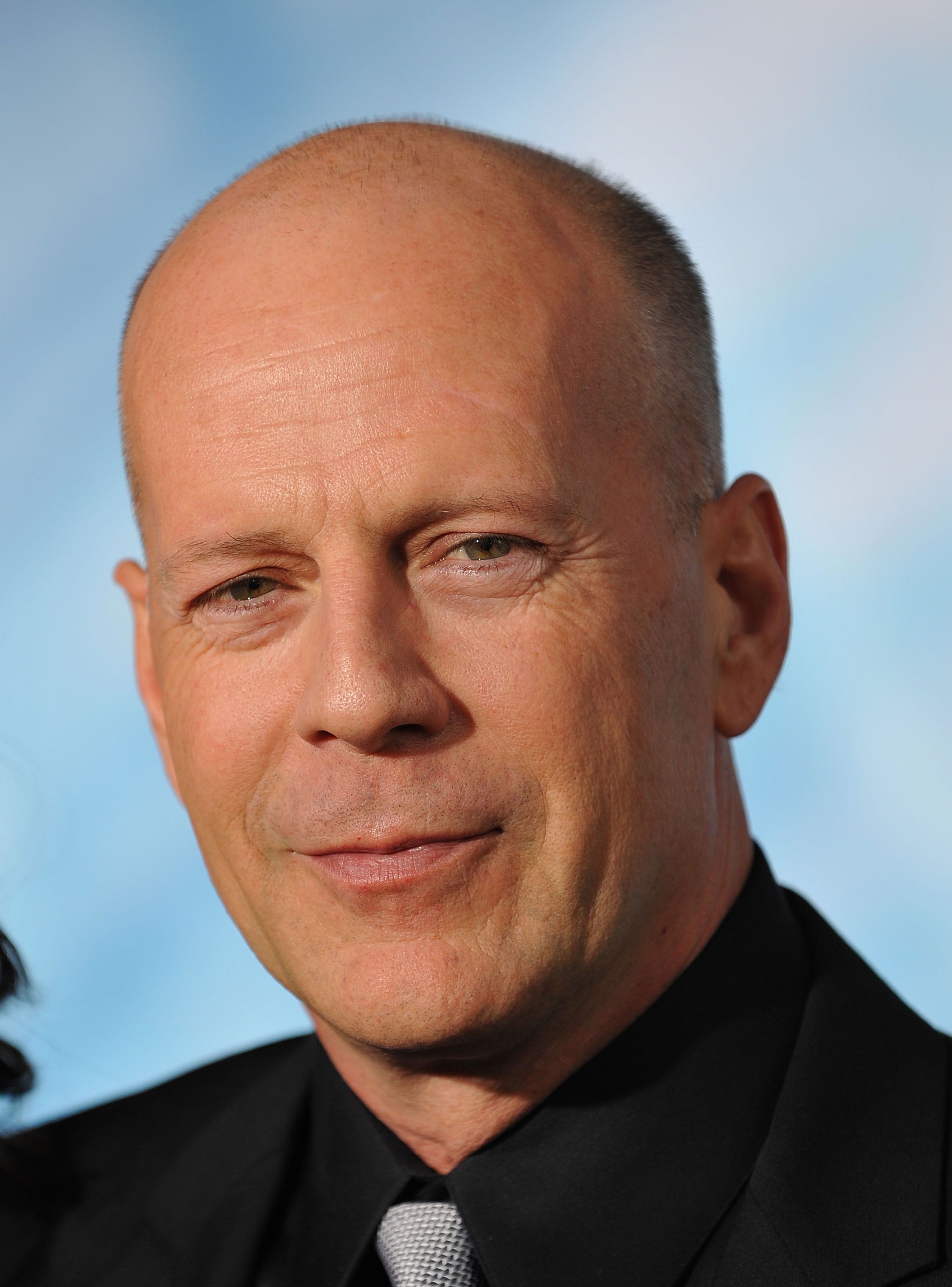 Bruce Willis se aposenta das telas