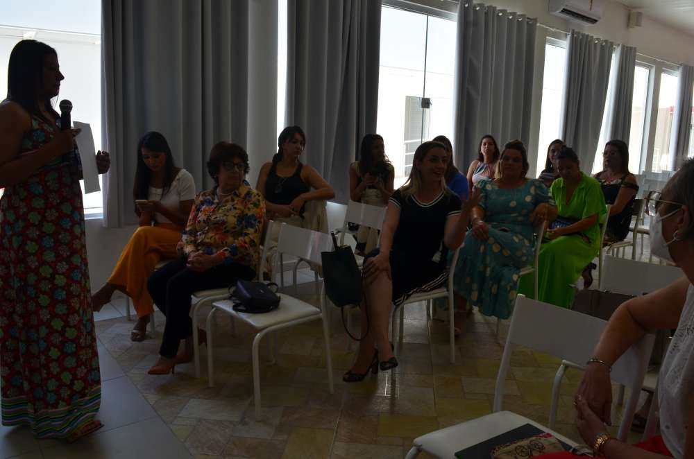 Primeiras damas do alto tietê participam de reunião do Fundo Social
