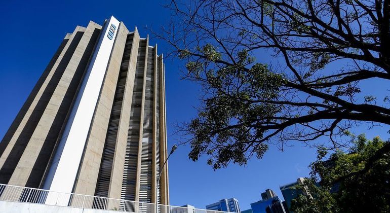 Diretor da Caixa é encontrado morto no edifício-sede em Brasília