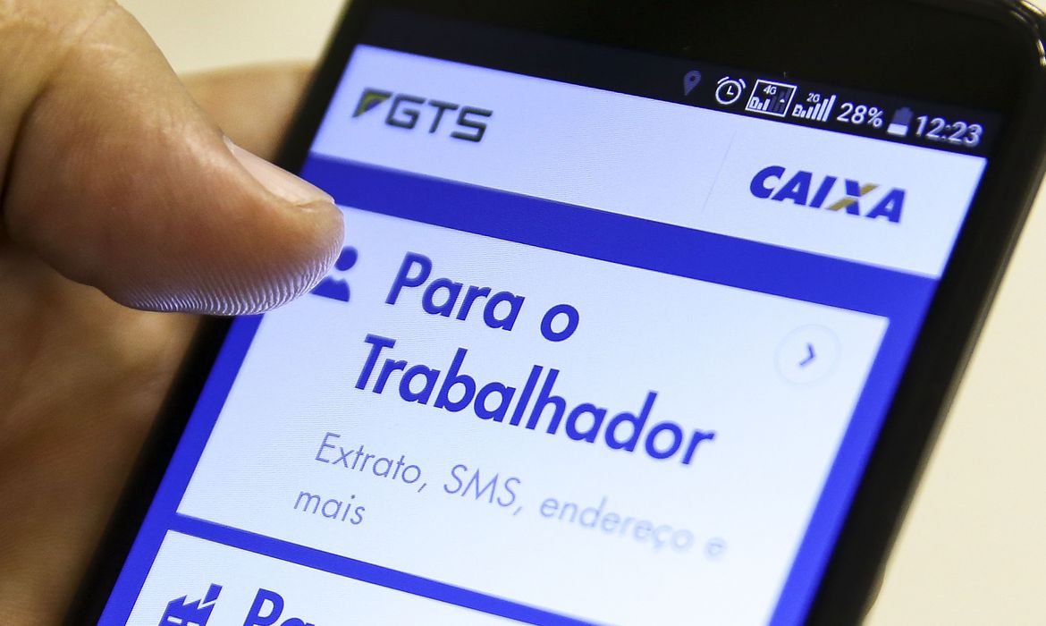 Saque extraordinário do FGTS pode ser solicitado até 15 de dezembro