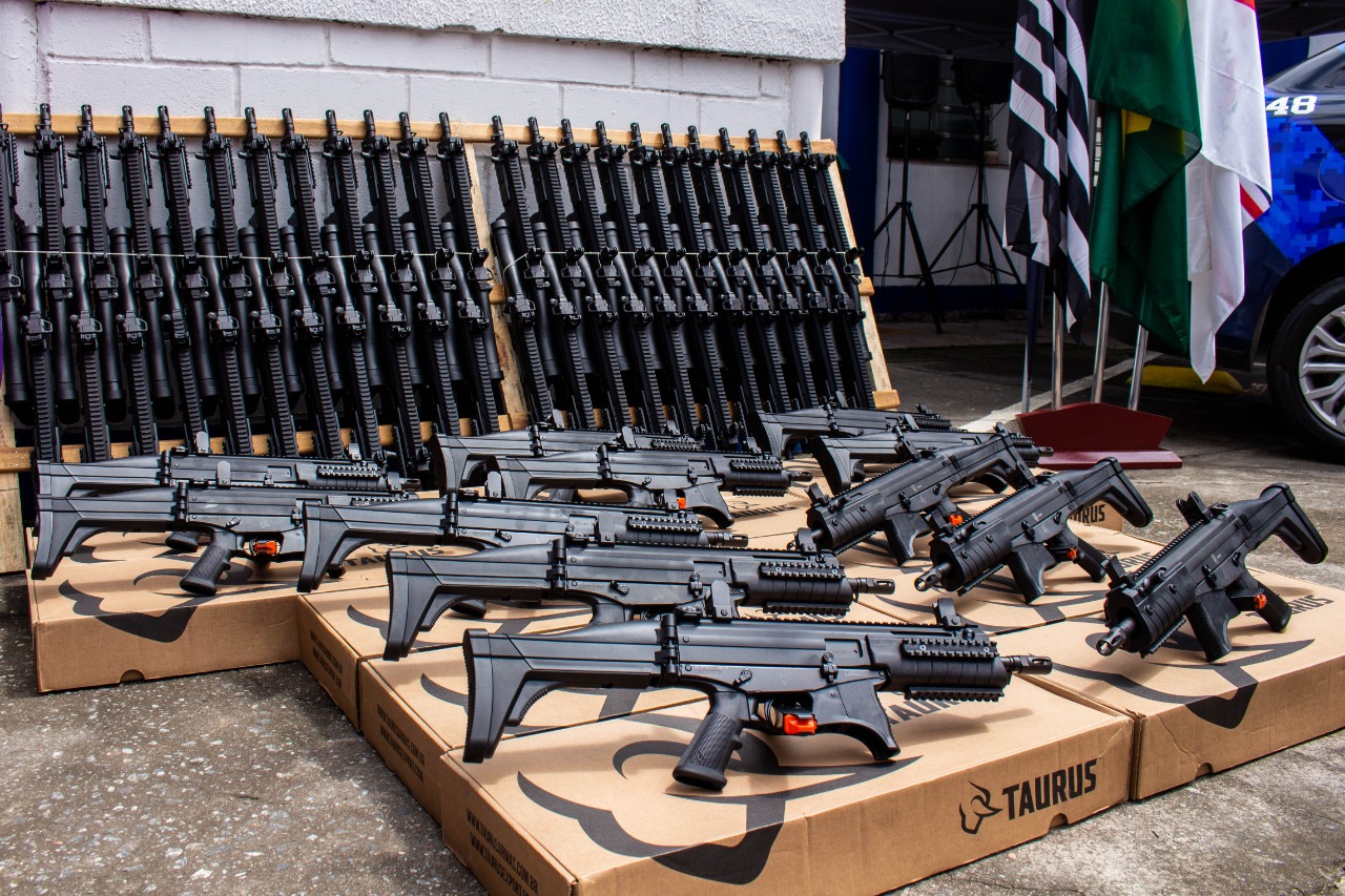 GCM de Itaquaquecetuba recebe 60 armas e novos equipamentos