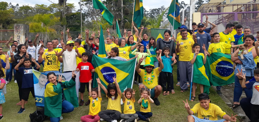 Guararema recebe duas carreatas pró-Bolsonaro