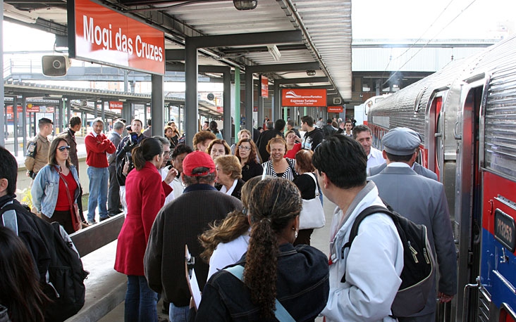 ​CPTM publica edital de licitação para exploração de áreas comerciais em linhas do Alto Tietê