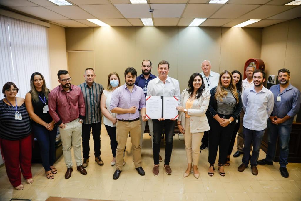 Condemat firma parceria com a Fundação Casa para reintegração de menores infratores 