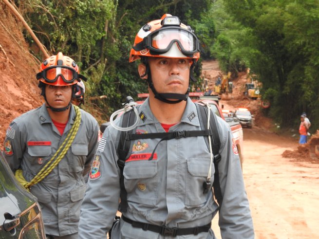 Busca por vítimas dos temporais continuam no Litoral Norte 