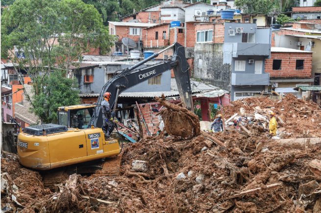 Chuvas no Alto Tietê causa vários desastres