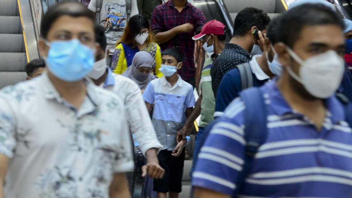 Uso de máscaras em aviões e aeroportos deixam de ser obrigatórios