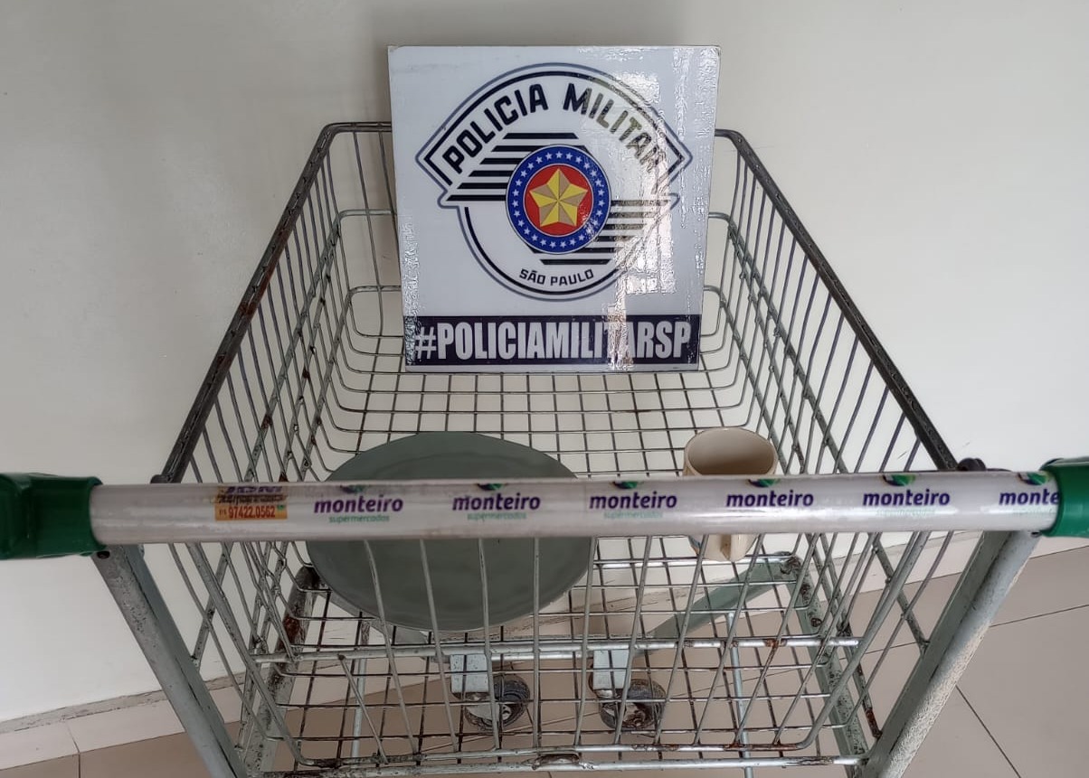 Em Guararema, polícia recupera objetos furtados de um supermercado
