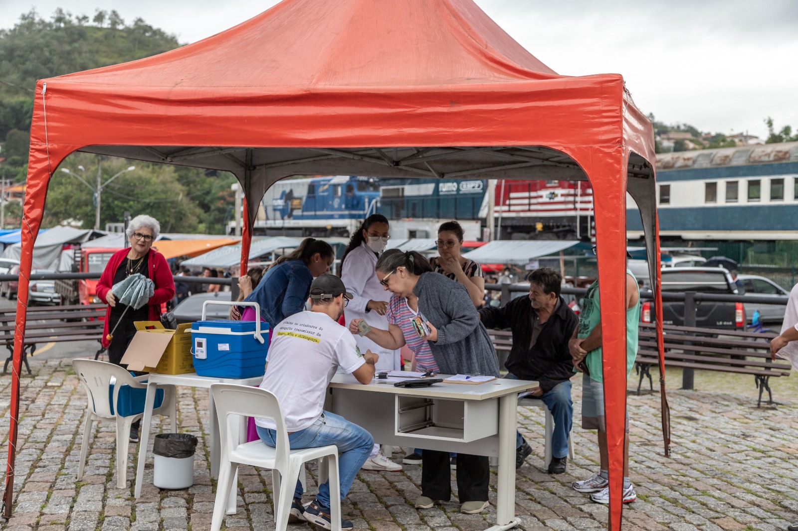 Vacinação contra Covid-19 e Influenza em Guararema neste domingo (21)