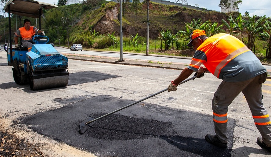 Operação Tapa-Buraco em Mogi ultrapassa 10 mil atendimento