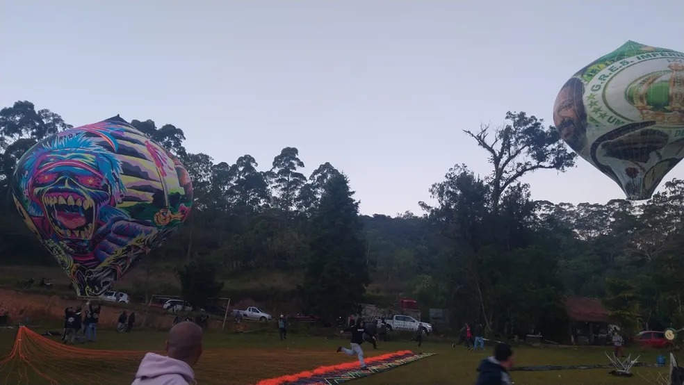 Polícia descobre grupo soltando balões em Suzano