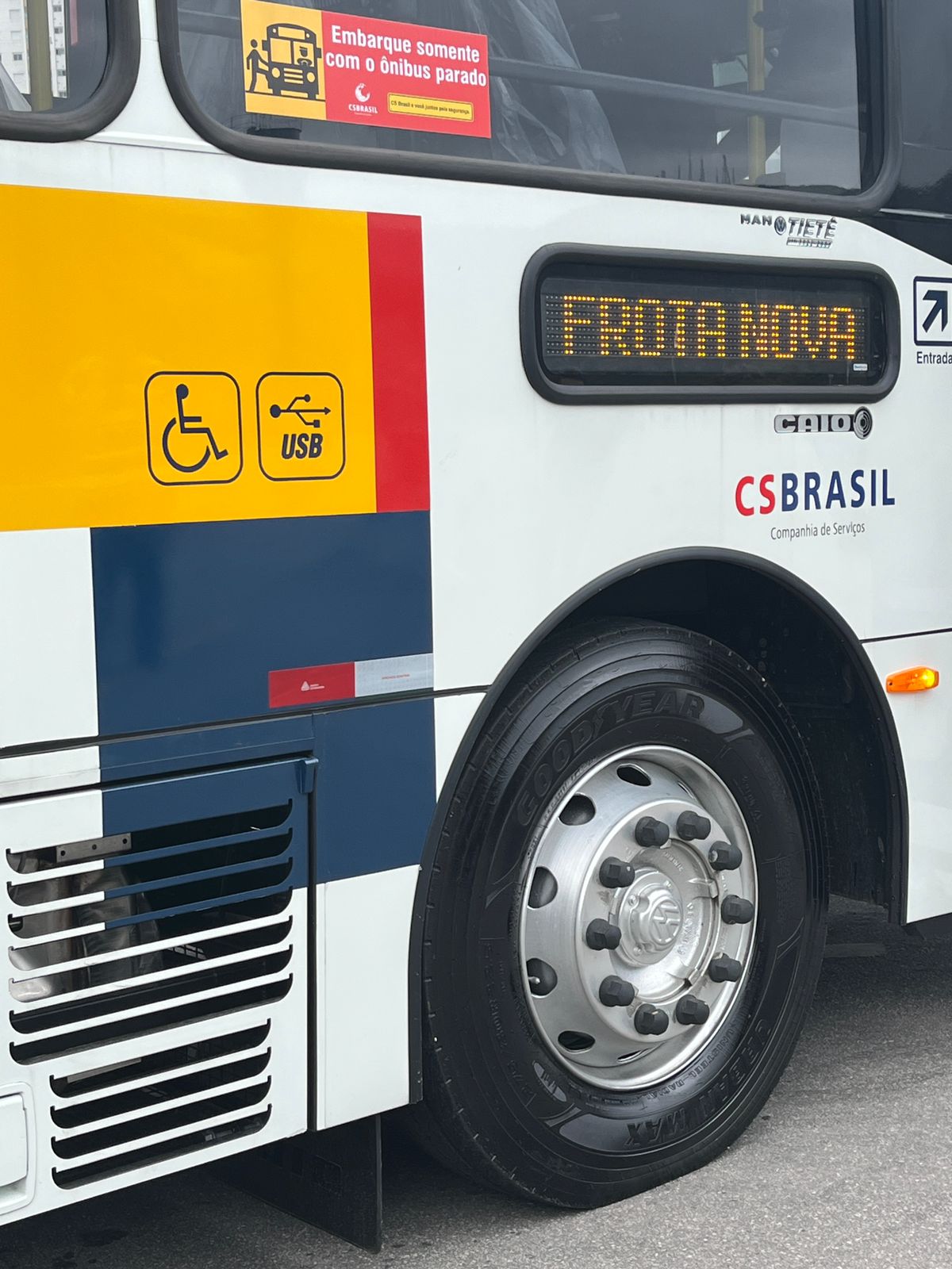 Recarga online do Cartão Pronto e renovação da frota de ônibus, são anunciadas pelo prefeito de Mogi, Caio Cunha