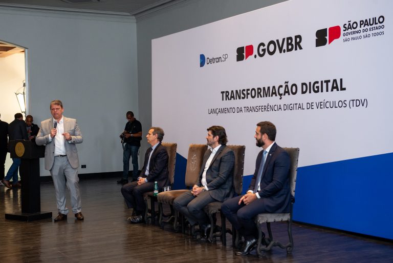 São Paulo revoluciona transferência de veículos com sistema digital