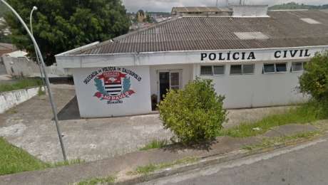 Filho mata pai a facadas e é preso após fuga em Salesópolis