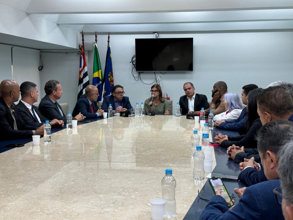 Mara Bertaiolli cumpre primeira agenda oficial e visita Jundiapeba 