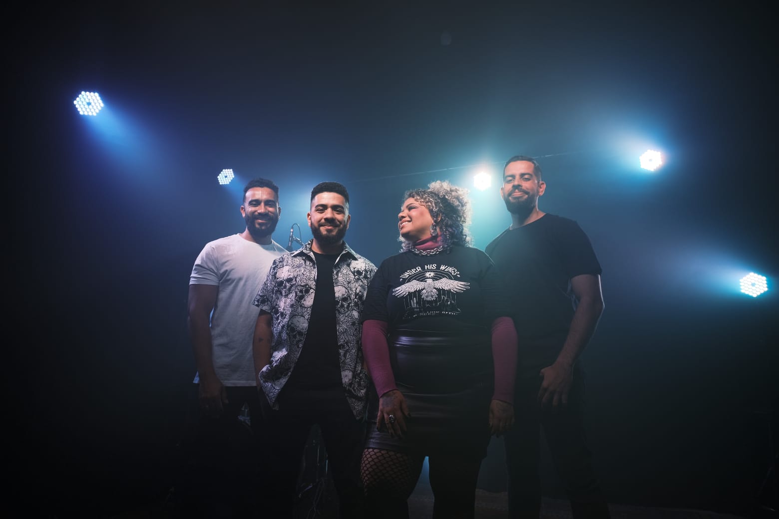 Monny e os Marianos comemoram dois anos de banda com show especial no Theatro Vasques