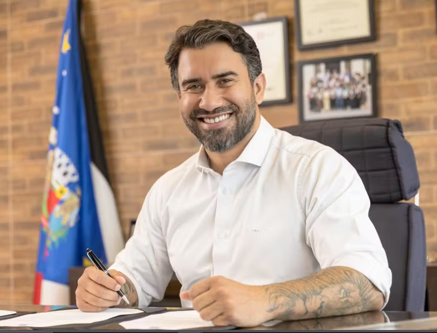 Prefeito de Mogi das Cruzes anuncia corte na decoração de Natal devido à crise financeira