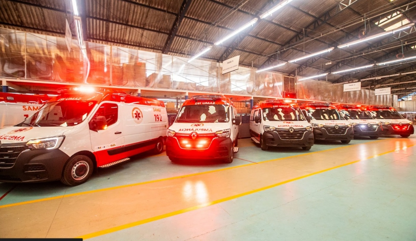 Prefeito Caio Cunha celebra chegada de 4 novas ambulâncias do Samu para Mogi das Cruzes