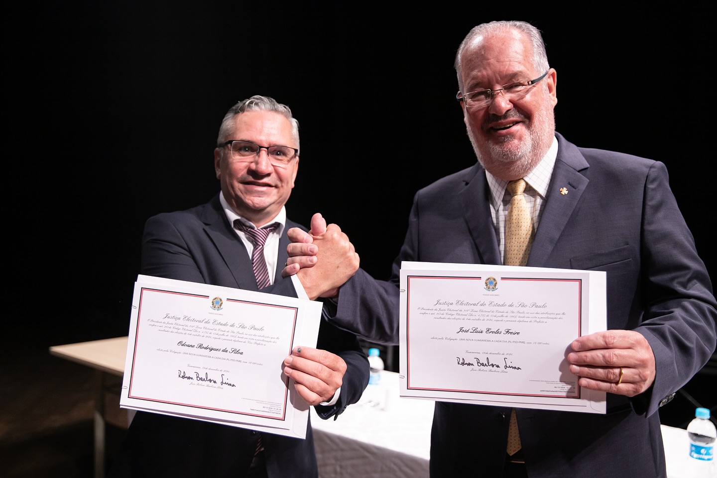 Diplomação marca novo ciclo político em Guararema e Mogi das Cruzes