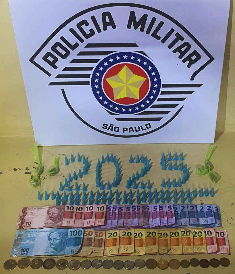 Polícia Militar prende dois suspeitos por tráfico de drogas em Biritiba Mirim
