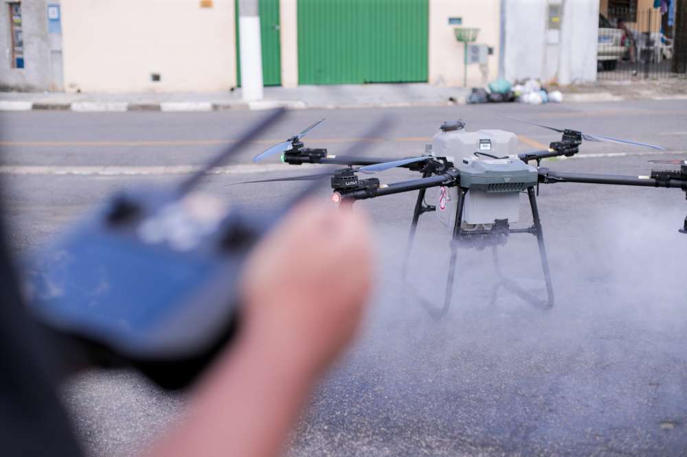 Guararema testa drone para combate à dengue
