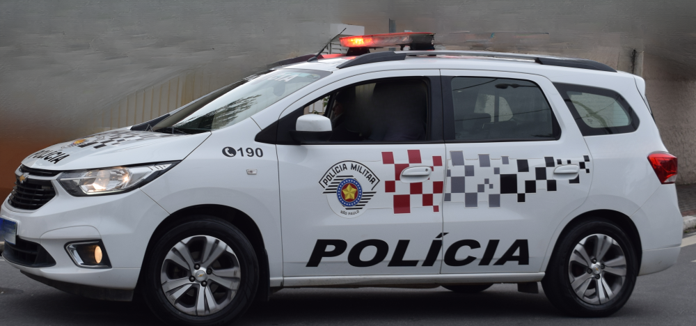 Homem é preso pela Polícia Militar em Salesópolis após abordagem com moto irregular no bairro Fartura