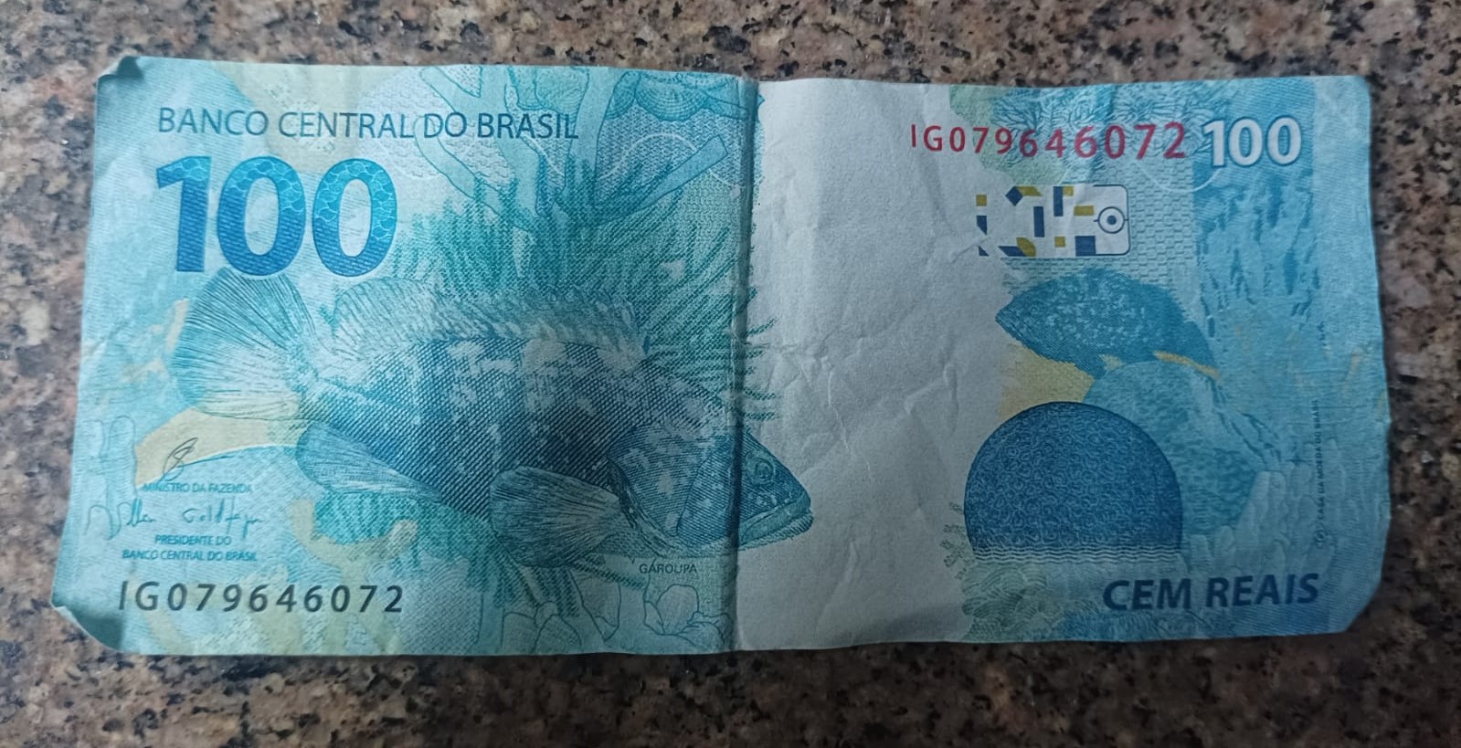Polícia Militar e CSI de Guararema interceptam mulher com nota falsa