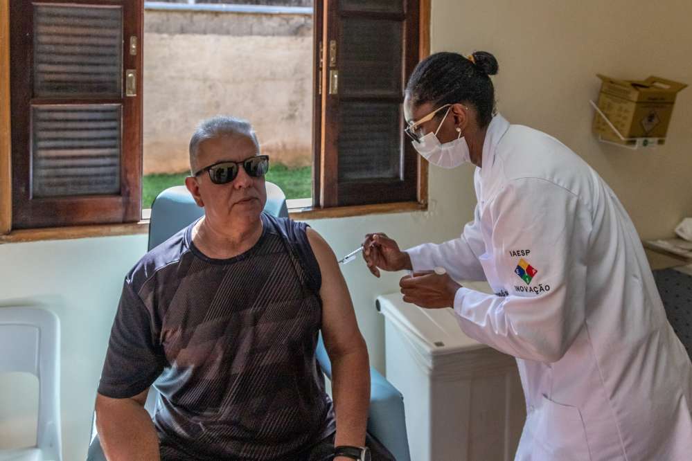 Campanha de vacinação contra gripe em Guararema neste domingo