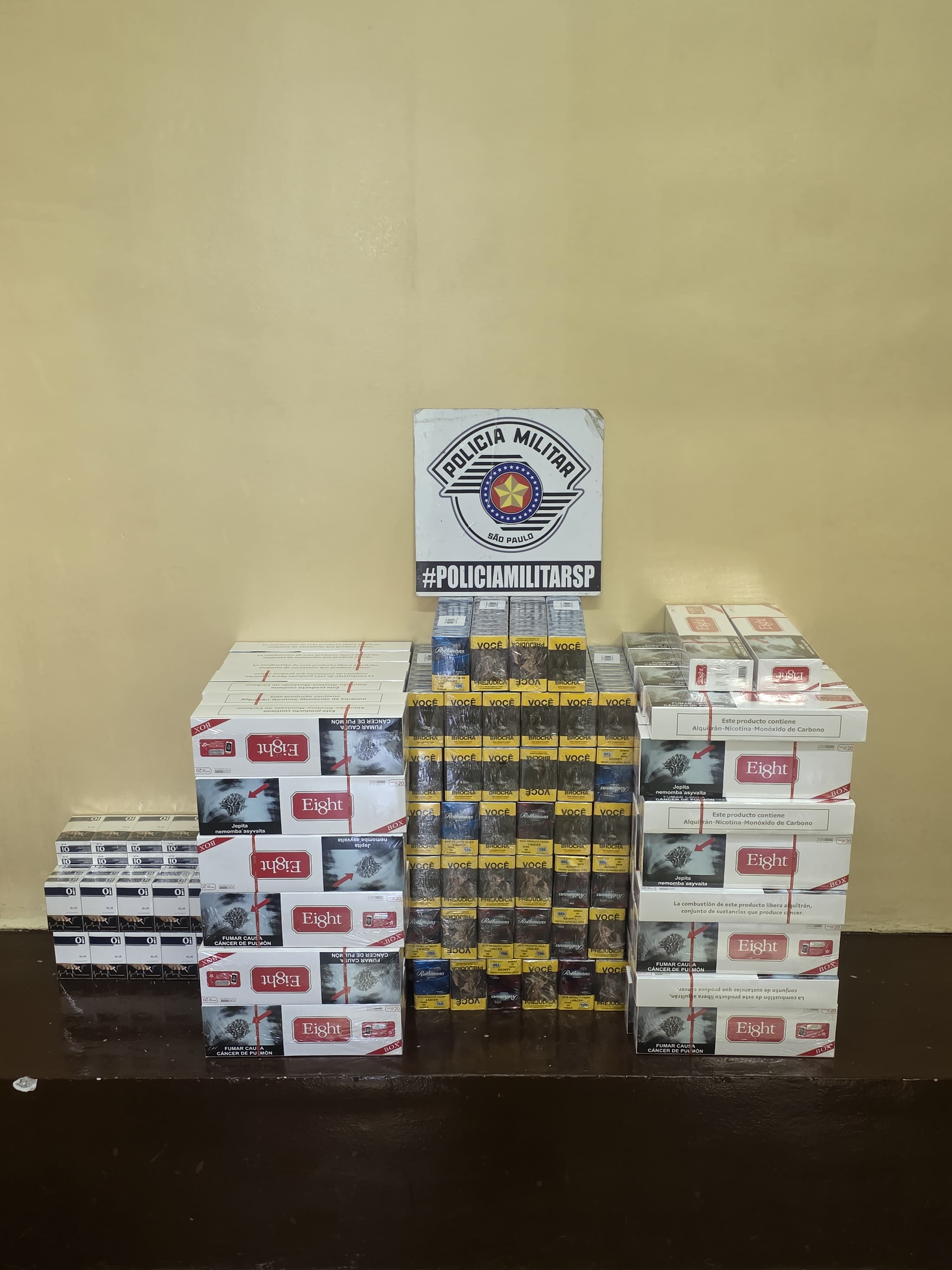 Dupla é presa em Biritiba Mirim com carga de cigarros contrabandeados