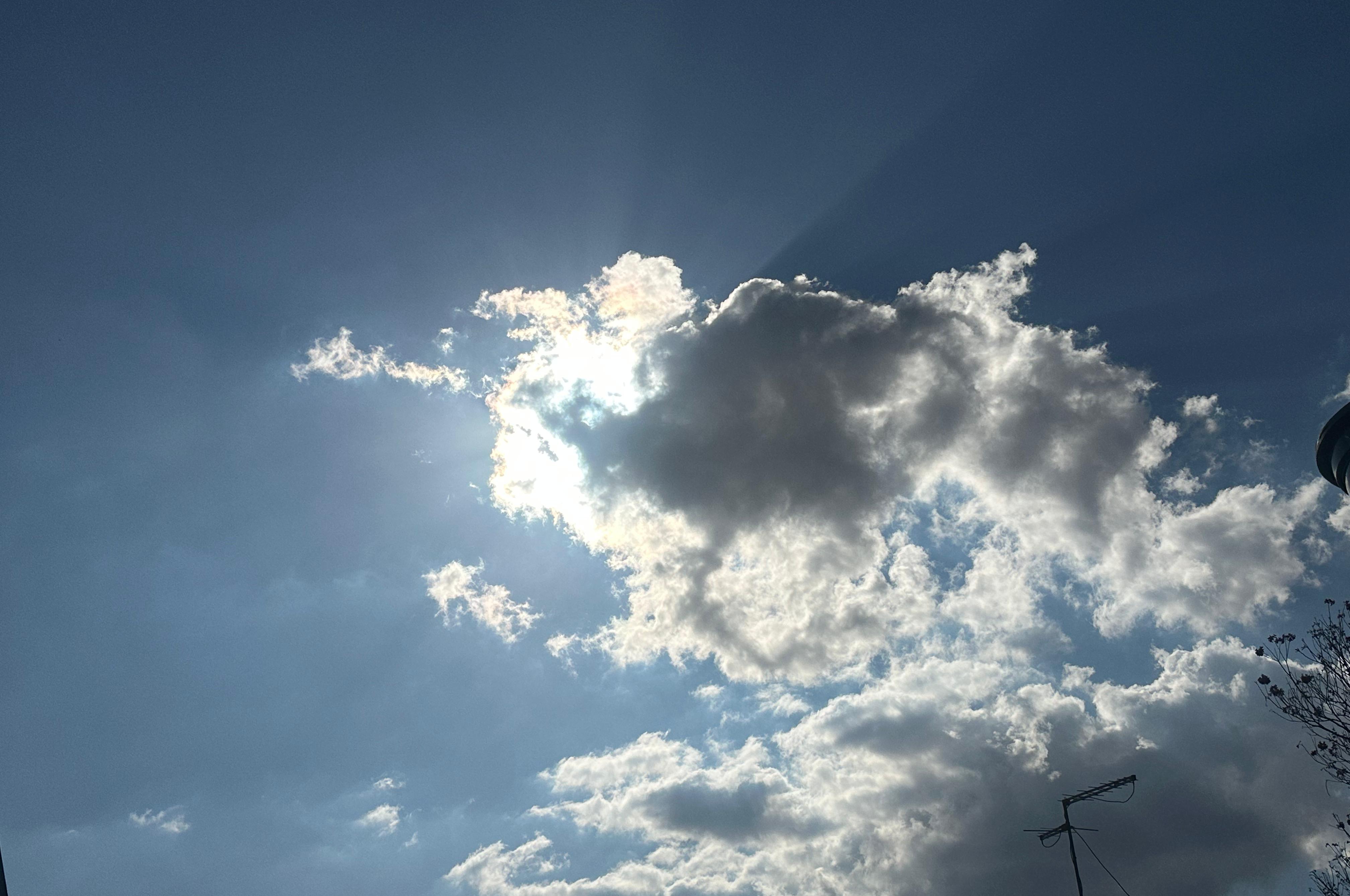 Frente fria e chuva provocarão queda acentuada nas temperaturas durante a semana
