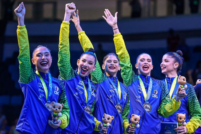 Brasil conquista duas pratas históricas no Mundial de Ginástica Rítmica no Rio