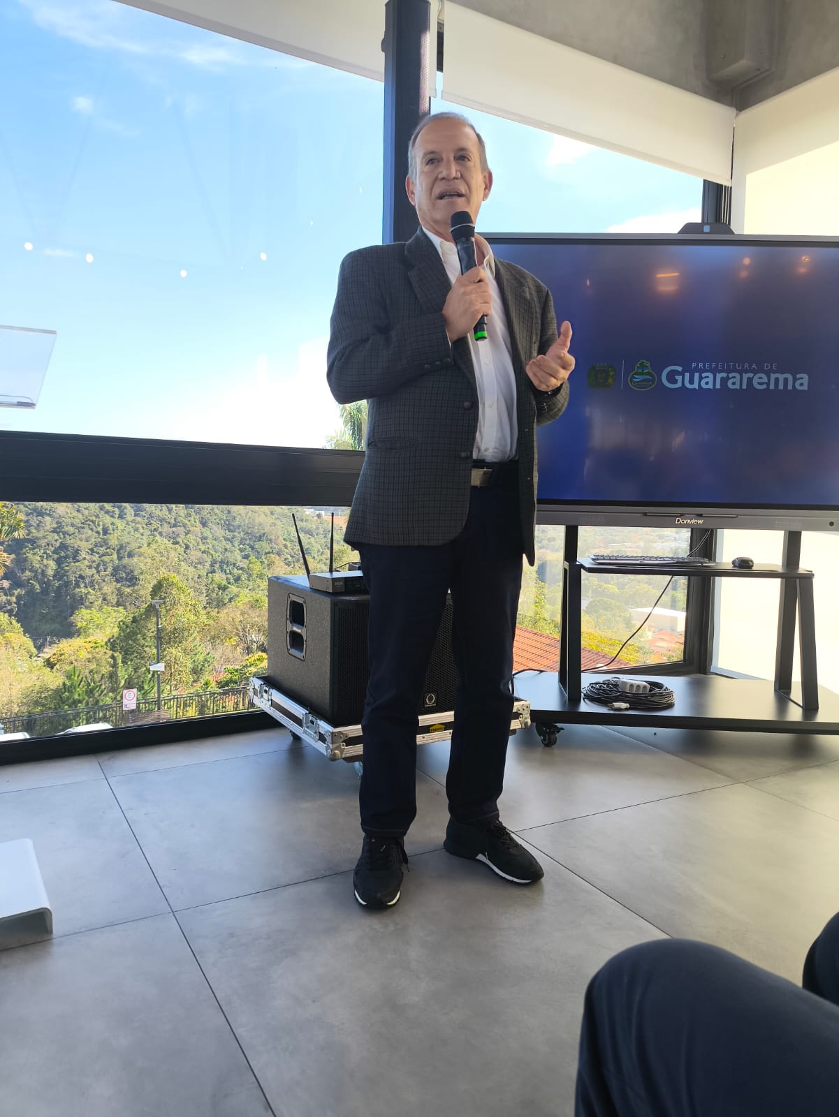 Secretário de Desenvolvimento Econômico de São Paulo participa de encontro com empresários em Guararema