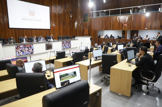 Câmara de Mogi aprova convênio de R$ 240 mil para aquisição de minivans da GCM