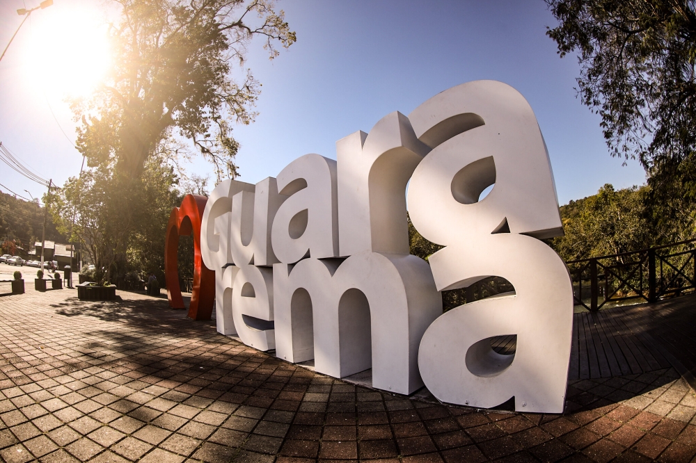 Guararema: o que abre e o que fecha no feriado de 126 anos da cidade