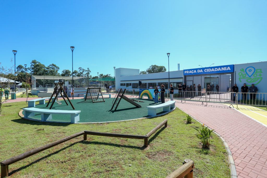 Cursos gratuitos em Mogi das Cruzes ensinam impressão 3D na Praça da Cidadania de Jundiapeba