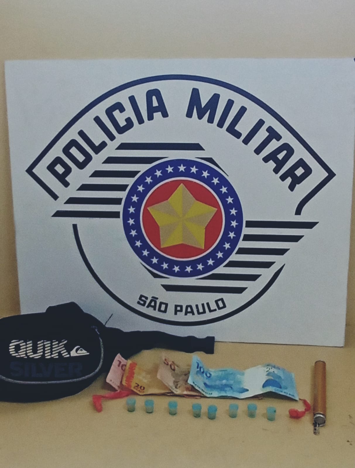 Polícia Militar de Biritiba Mirim prende homem por tráfico de drogas durante patrulhamento na Avenida Heitor da Cunha Braga
