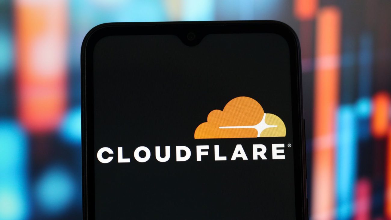 Falha na Cloudflare derruba mais de 500 sites e afeta serviços no mundo todo
