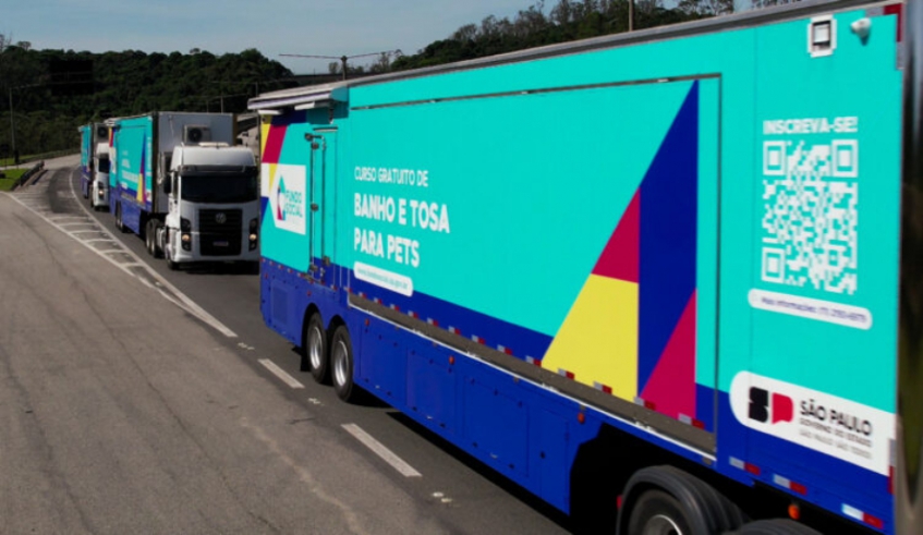 Carreta do curso gratuito de banho e tosa chega ao Pró-Hiper e oferece 45 vagas em Mogi das Cruzes